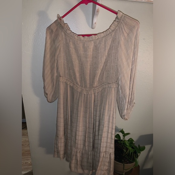 Flowy Mini Dress - Picture 3 of 3